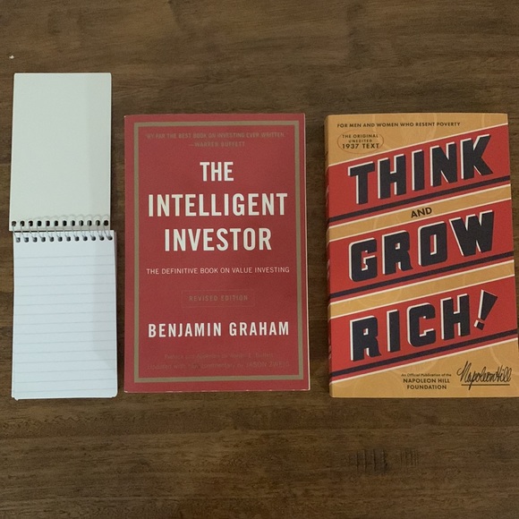 2 books and a small notebook. - Picture 5 of 6